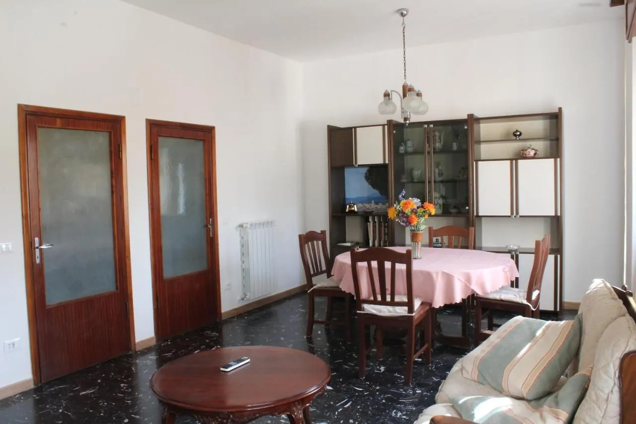Via Roma 44 Apartment Follonica 0*,
